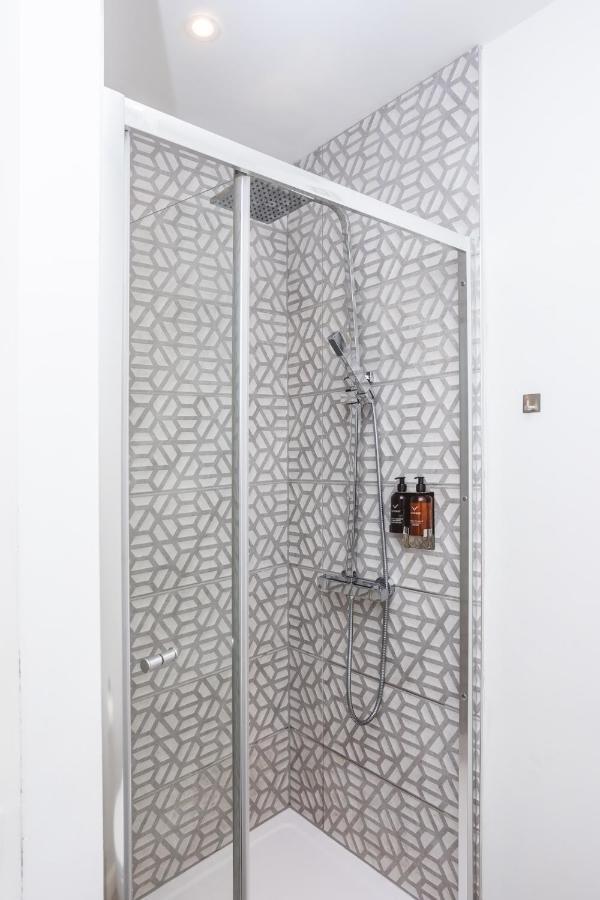 Modern Apartment Within City Walls, Parking Chester Luaran gambar